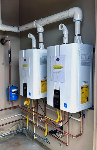 https://northperthhotwater.com.au/uploads/2025/06/hot-water-servicing-52956.jpg