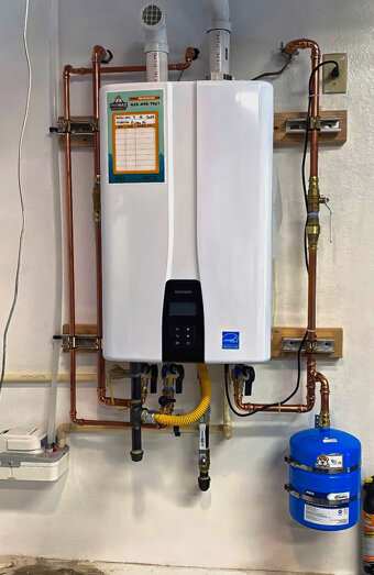 https://northperthhotwater.com.au/uploads/2025/06/instant-hot-water-systems-42978.jpg