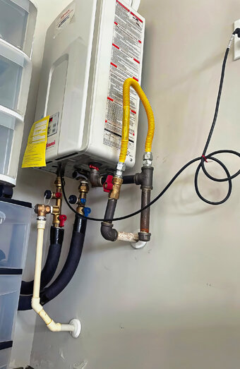 https://northperthhotwater.com.au/uploads/2025/06/instant-hot-water-systems-65049.jpg